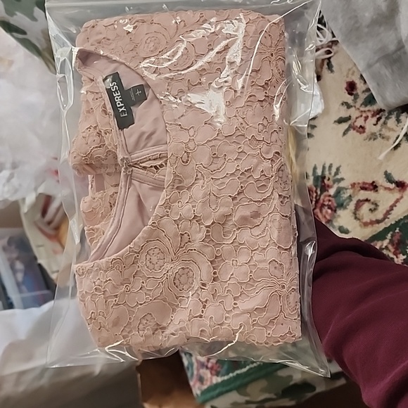 Express Top - Picture 7 of 7